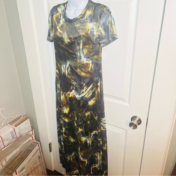 Multicolor Abstract Print Midi Dress - Picture 6 of 11